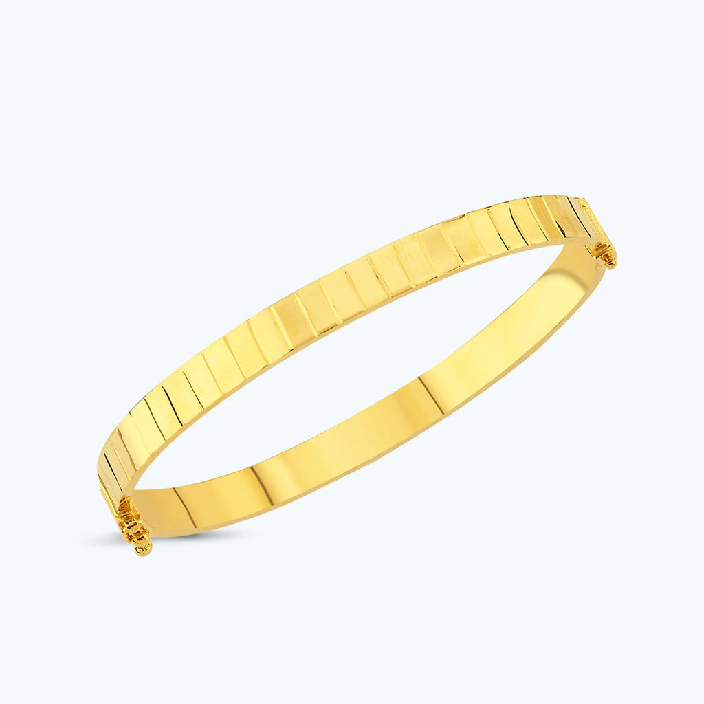 22Ct Gold Bangle